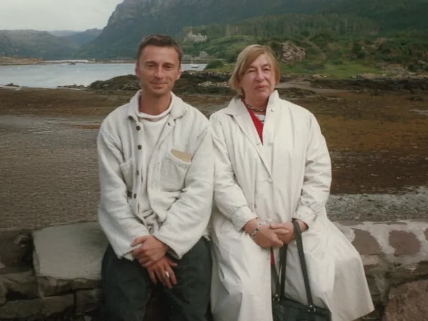 M.C. Beaton with Robert Carlyle